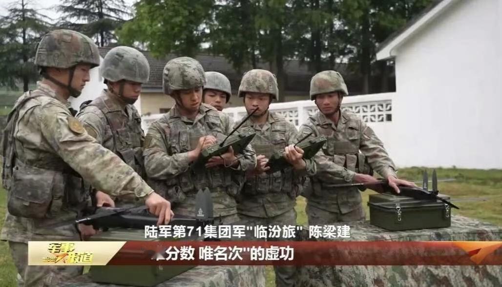 老钟陆军已公开列装“飞龙-10”单兵巡飞弹，标志着步兵正式进入单兵“巡飞弹时代”