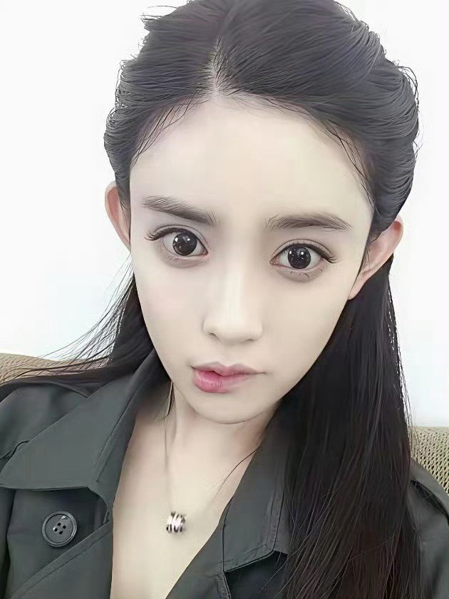 翻到孟子义早年旧照，才懂什么是天生的美人胚子底子​​​