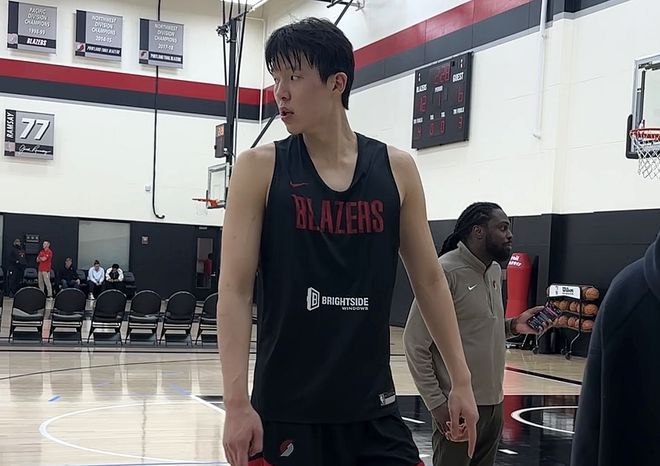 杨瀚森首站试训开拓者！被称潜在首轮秀