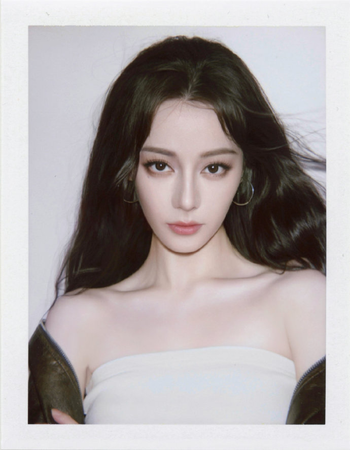 1.王安宇现在更加注重自己的人设了，做任何事之前都让员工多核查几次，他才会行动