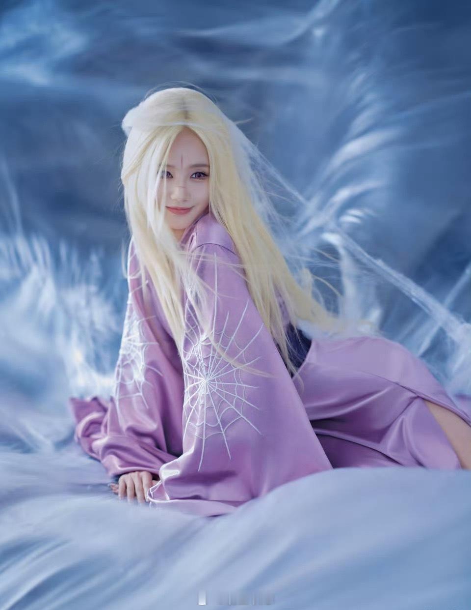 金发李一桐一眼看上去还以为是赵丽颖[捂脸哭]​​​