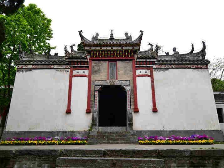 🔰诸葛亮躬耕溯源：不止南阳卧龙岗，襄阳隆中武侯祠亦入明代祀典✨千百年来，南