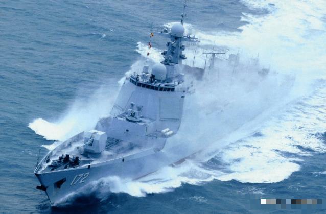 憋了19天的大招，这回真把日本给“拿捏”了！既然单纯的军事亮剑吓不倒这个疯婆子，