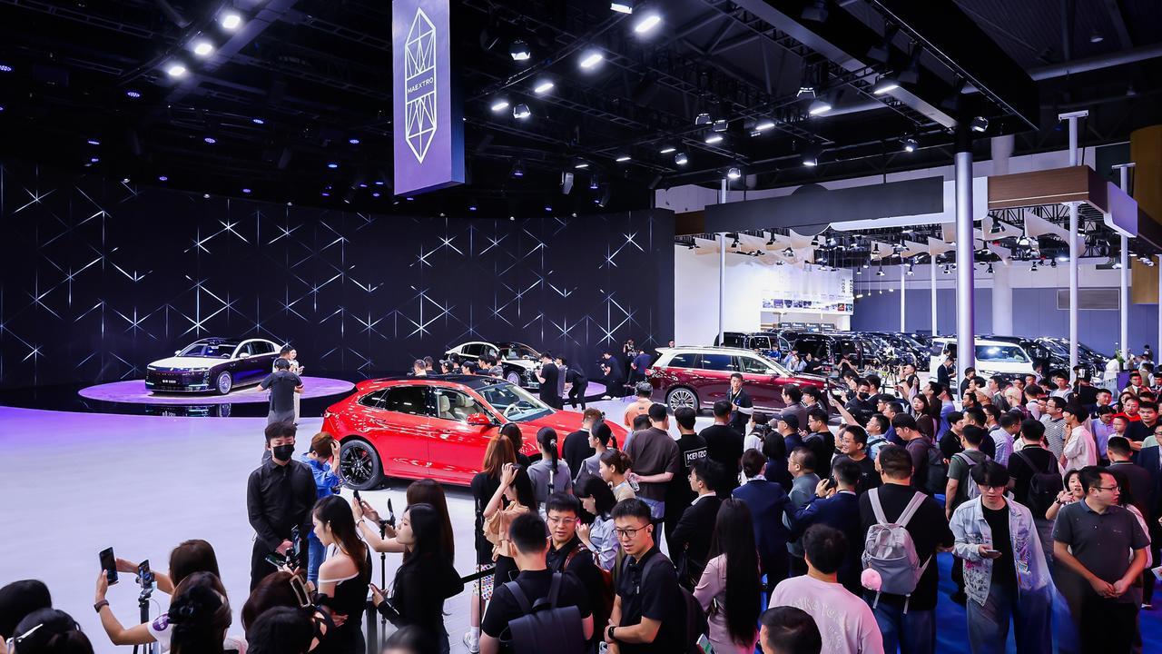 问界M9参展成都车展，原来用户最在意的还是安全感今天，问界M9亮相成都车展，气