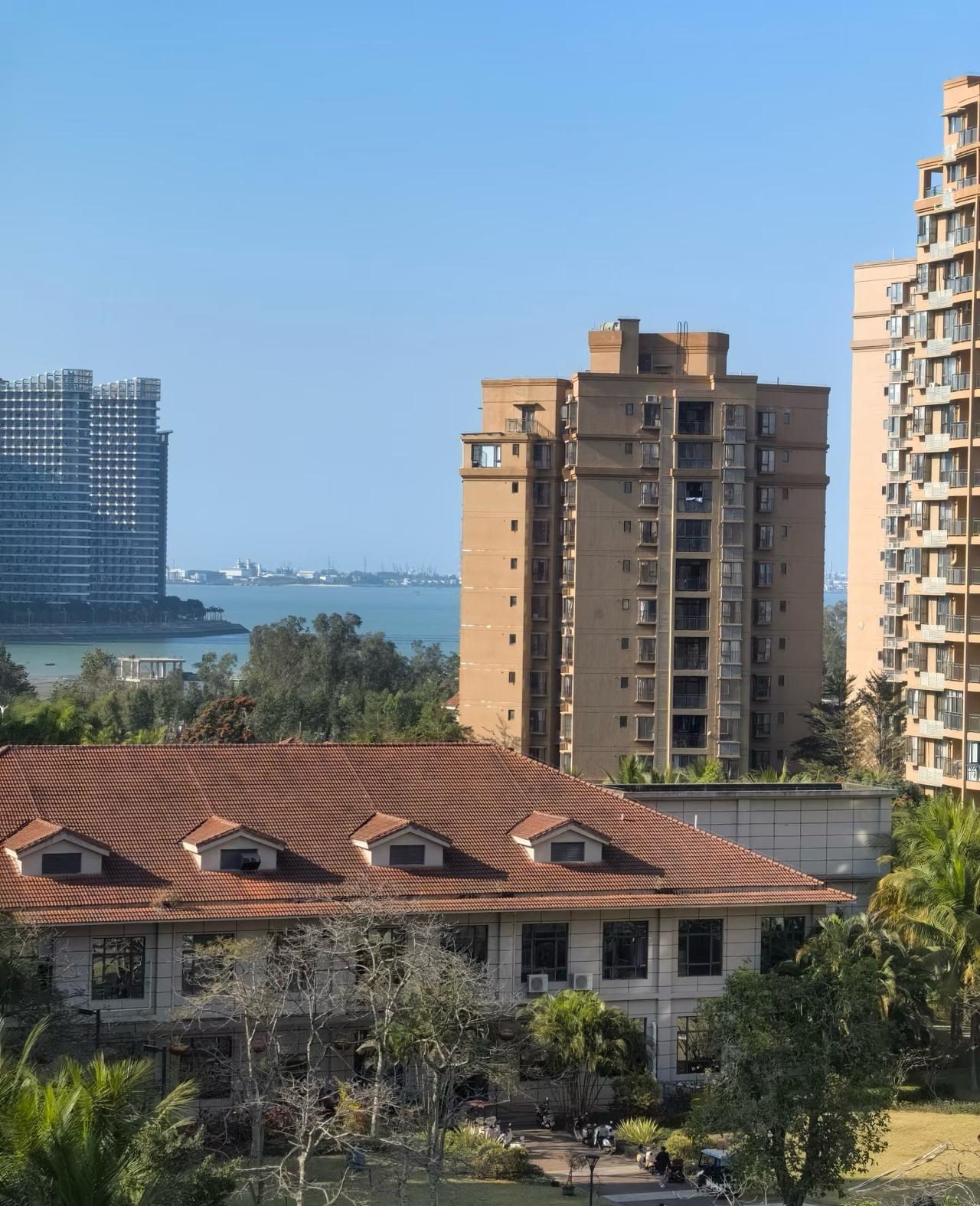 海南房子以每年10万的速度亏损海南买房3年亏掉一辆问界💔今天来我爸海南的