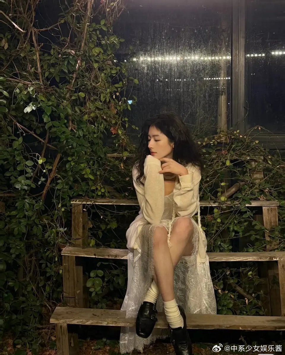 李兰迪这组图怎么样，森系，有灵气吗？