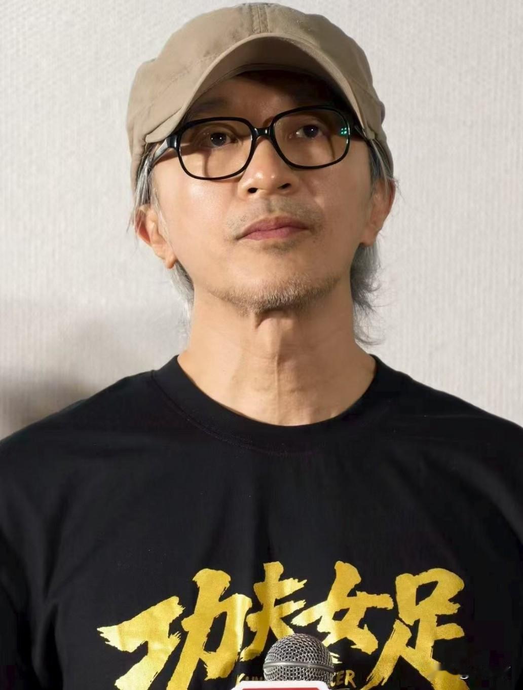 全网都在盯着《功夫女足》能不能冲30亿，这怕是难了观众欢欢喜喜买票去支持星