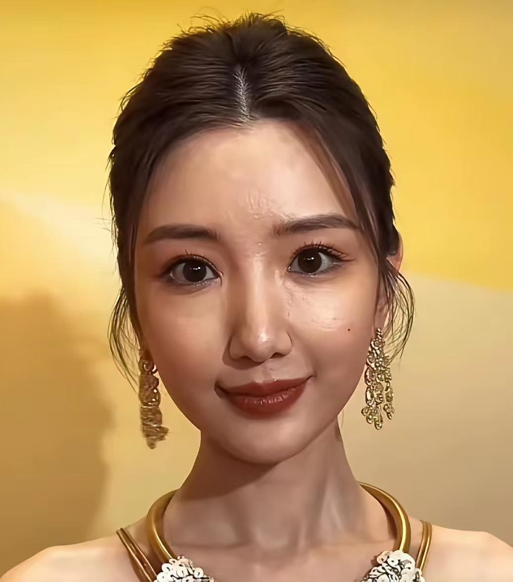 高清镜头之下，哪个女明星更好看呢？其实，很多明星之所以看起来那么漂亮，一方
