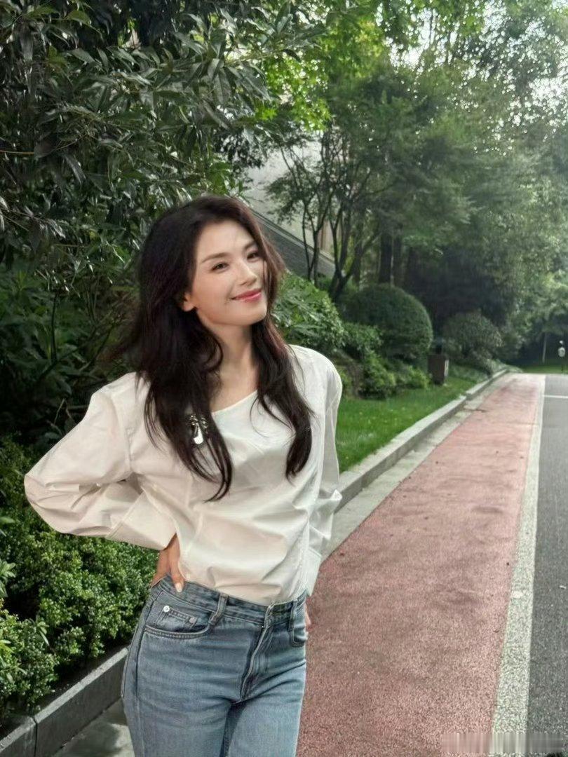 我那个爱拍照的女朋友刘涛随手拍