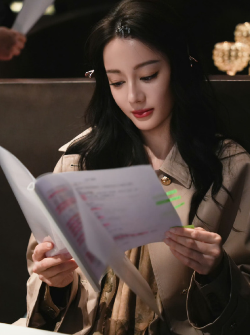 你是我心头上的朱砂痣，床头前的白月光