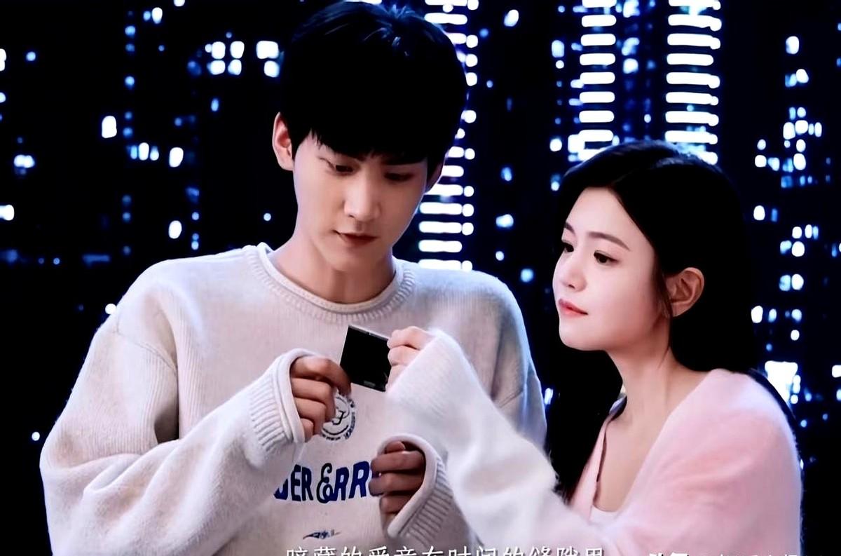 这波人情局直接把我看傻了！现在网上吵翻了，有人说周柯宇新剧《狙击蝴蝶》的包场