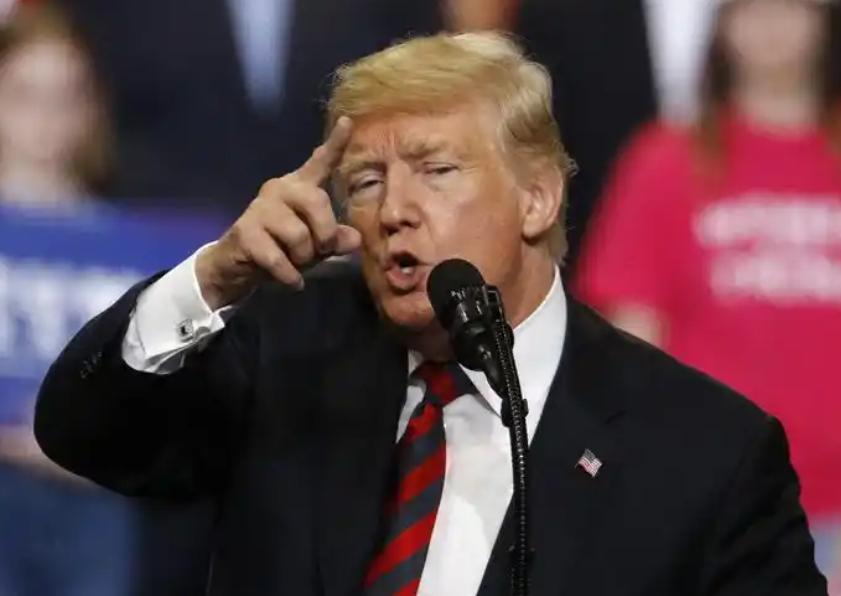 特朗普戏耍中国，中国人民也不耐。刚签完大豆变脸，中国也是跟着走。你老美不讲信用，