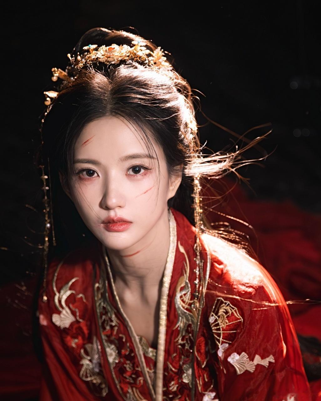 刘些宁古装美成啥样了，好喜欢她的古装氛围感！