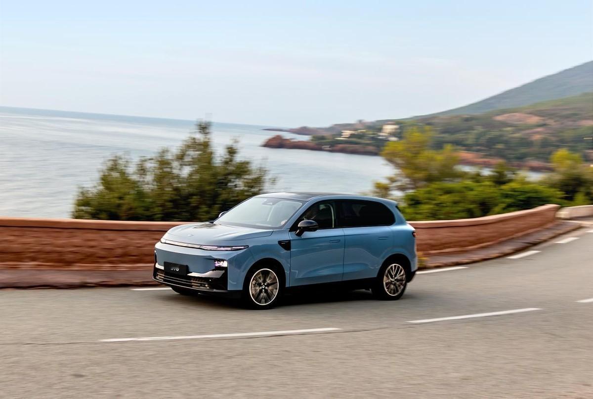 10万级家用纯电车比拼，零跑B10和名爵MG4，选谁？ 预算10万左右，家用