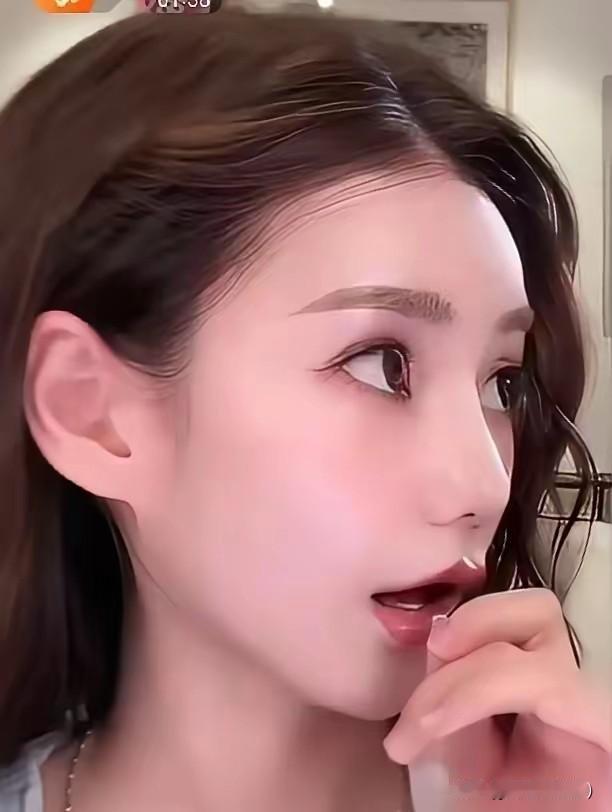 距离6月2日小汪宝百日宴越来越近了，汪家早已全员紧锣密鼓筹备，小菲大手笔敲定麻六