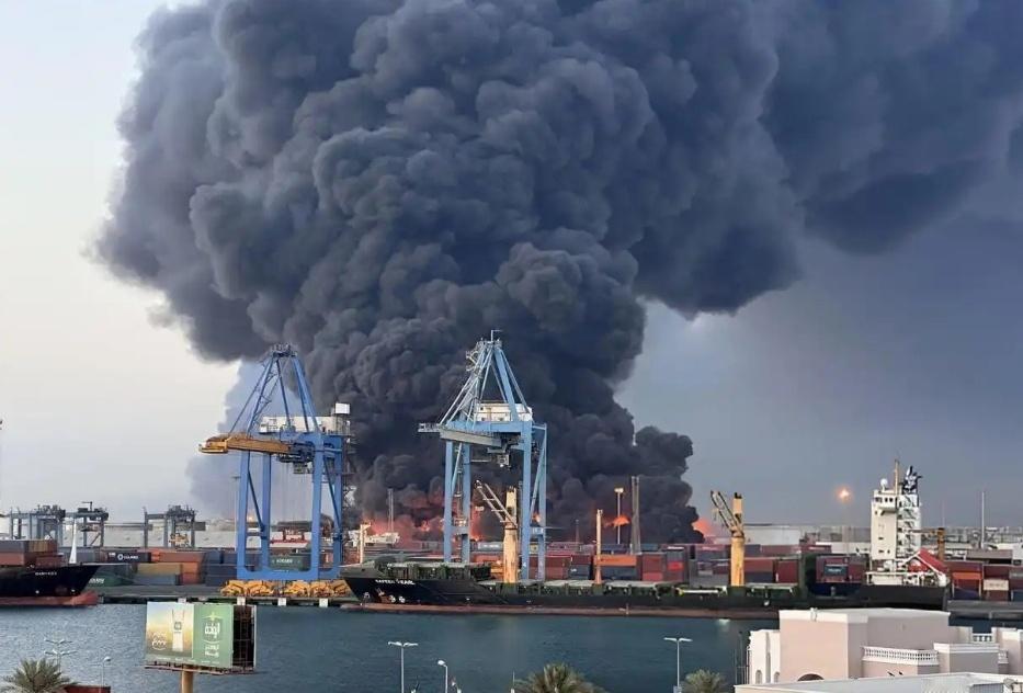 阿联酋开始掀桌子了！4月28日，阿联酋单方面宣布退出欧佩克及“欧佩克+”机制，