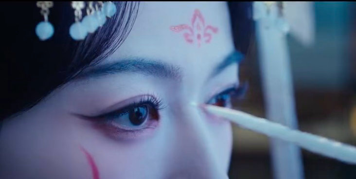 太好了是吴谨言我们有救了谁给吴谨言做的造型一套古装直接拉高大家对剧集的期待！太好
