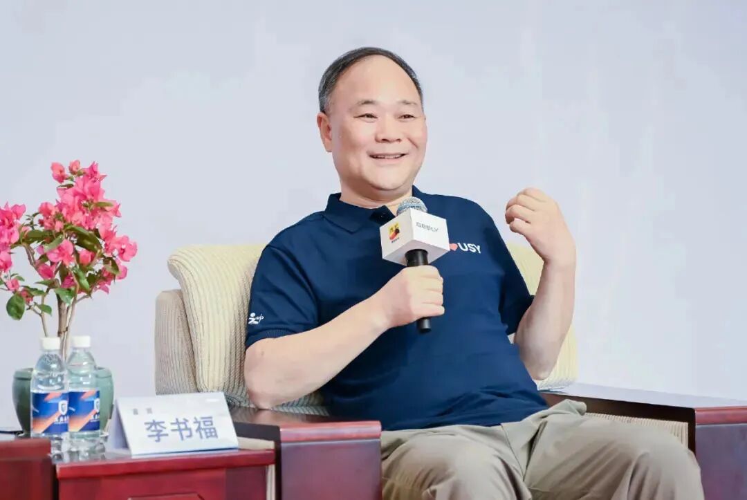 年卖50个亿, 李书福重新捡起摩托