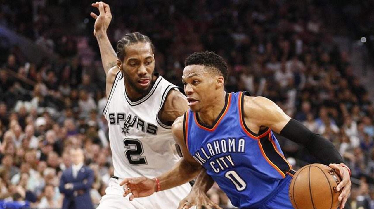 伦纳德尴尬了前NBA球员蒂格在一档节目中谈到了伦纳德，他说：“伦纳德的职业生涯