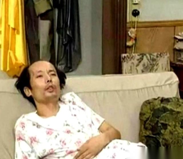 葛优估计怎么也想不到，自己辛辛苦苦拍戏挣来的350万，扭头就被老婆贺聪在北京砸了