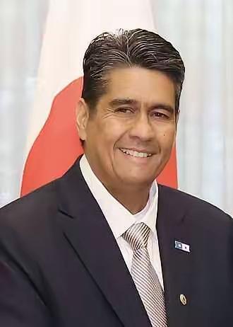 帕劳总统搬起石头砸自己的脚，第55届太平洋岛国论坛8月31日在帕劳开幕，由于帕劳