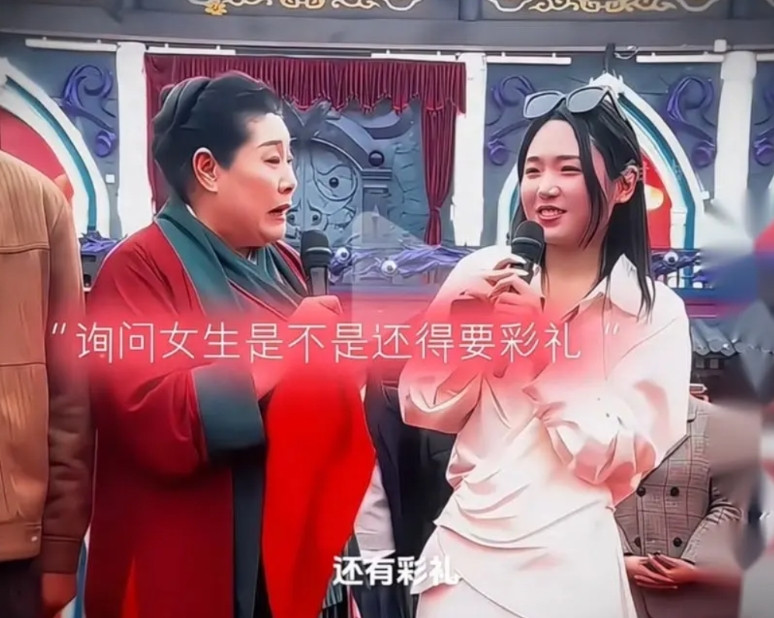 入赘还要倒贴彩礼？女孩提出男方需入赘，当男生爽快答应后，她又扭捏地追加“要十万到二十几万彩礼”，连媒