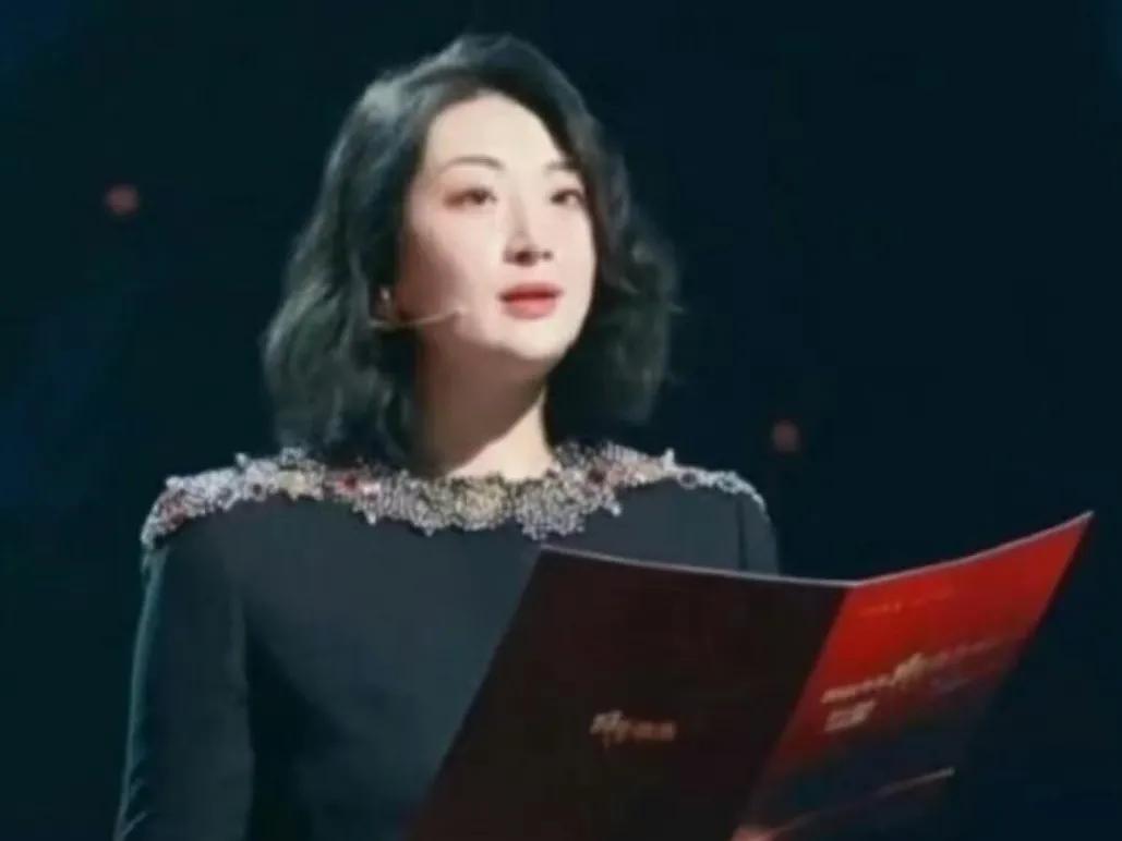 咱普通人看豪门热闹，图一乐呵但也得说句实在的：做人呐，得拎清自己的分量。就说娃哈