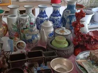 中国古玩市场：信任体系崩塌，市场全面崩盘，老板专家改行做直播。假古玩假文物泛滥