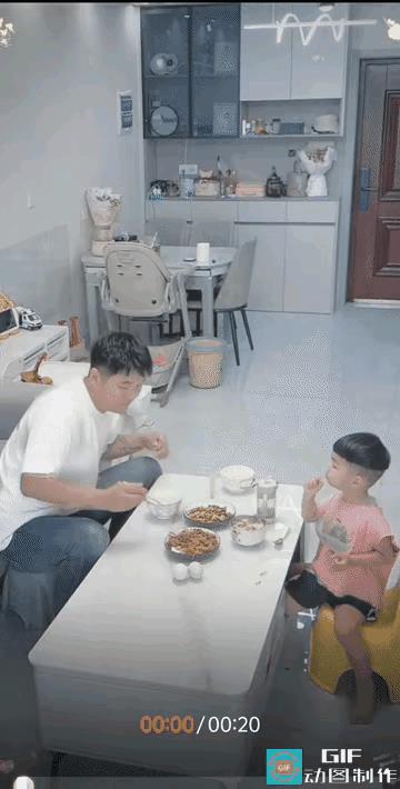 孩子:完了，他们亲这口，3分钟后家产减半了！在线等，有什么办法阻止？剩下的一半