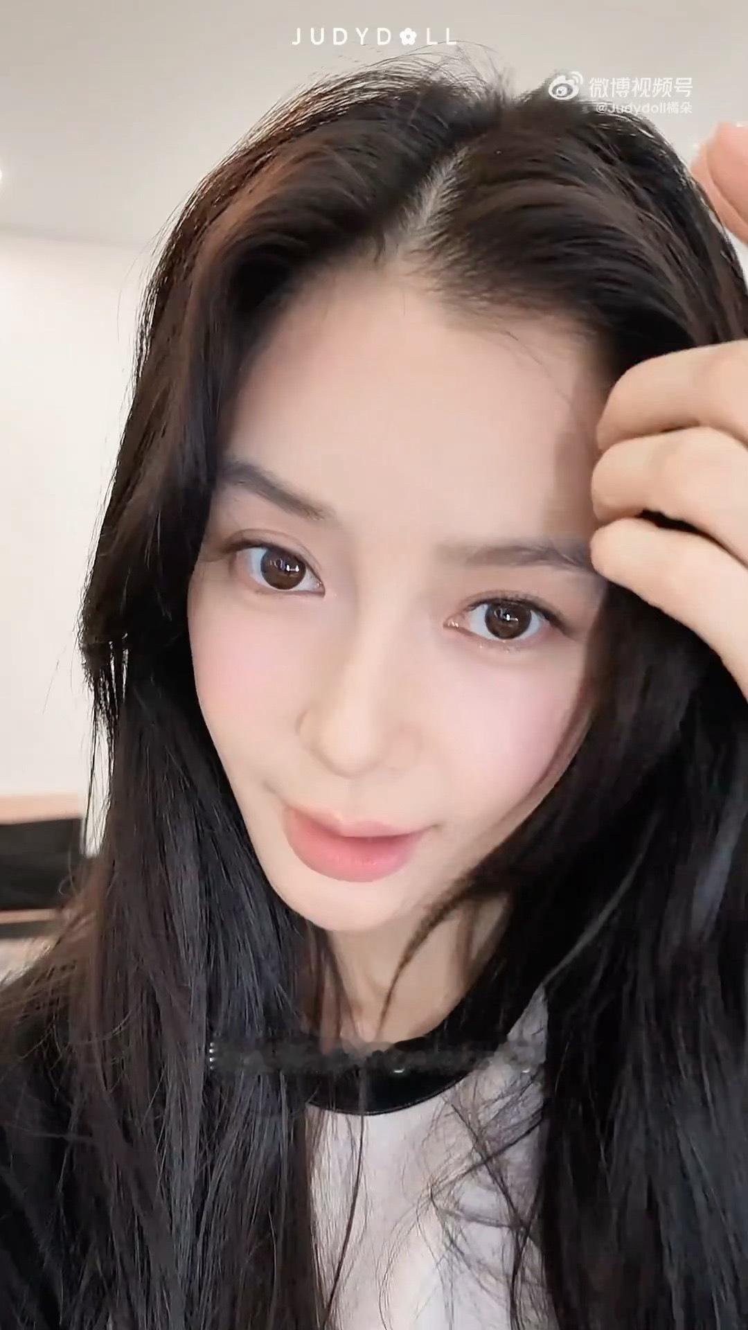 angelababy[比心]angelababy没有不出片的风险太美了太美了，