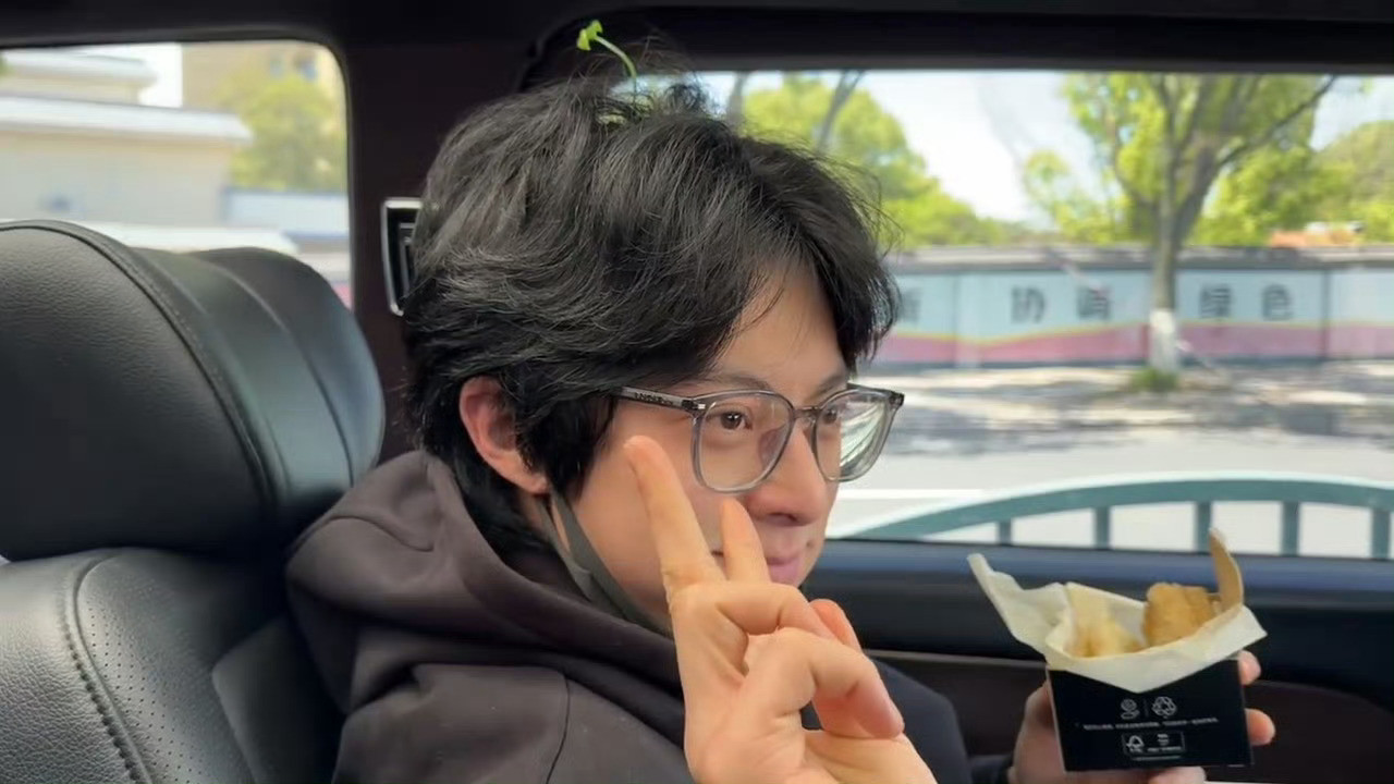 一想到孩子读本开机就夹了咸鱼土豆🌱的小夹子​​​