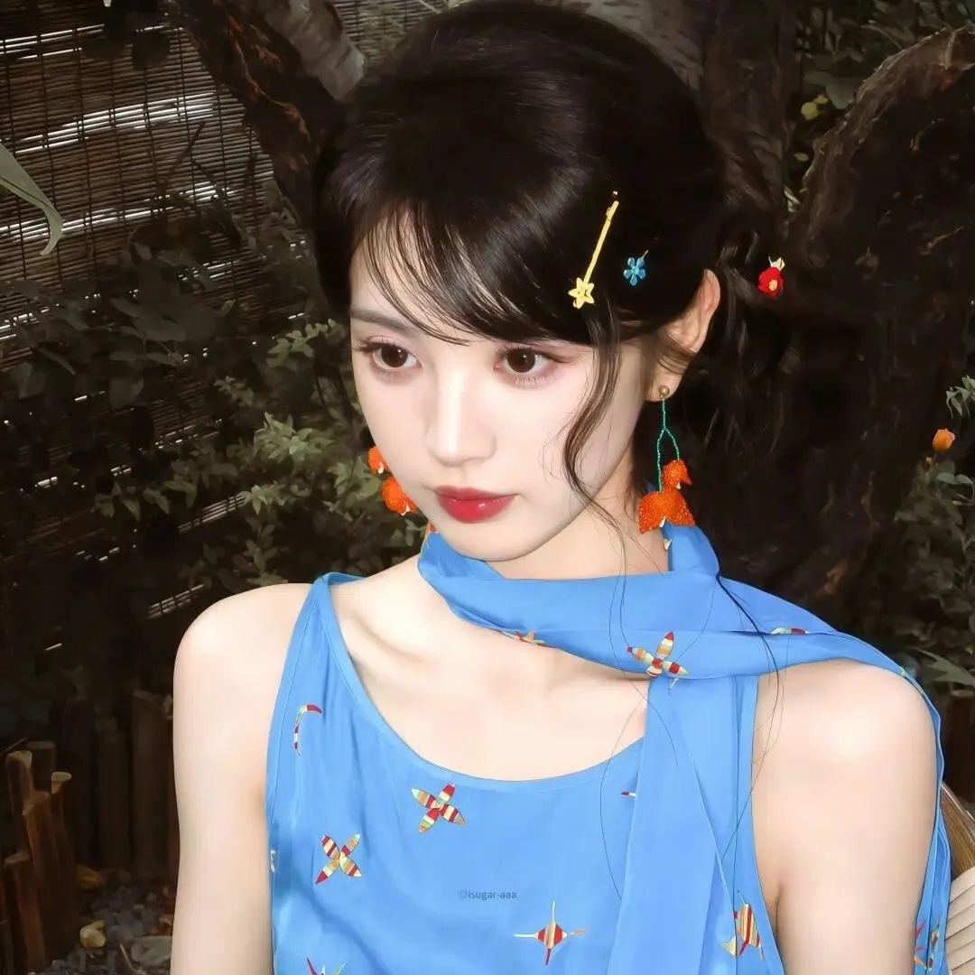田曦薇小甜妹~​​​