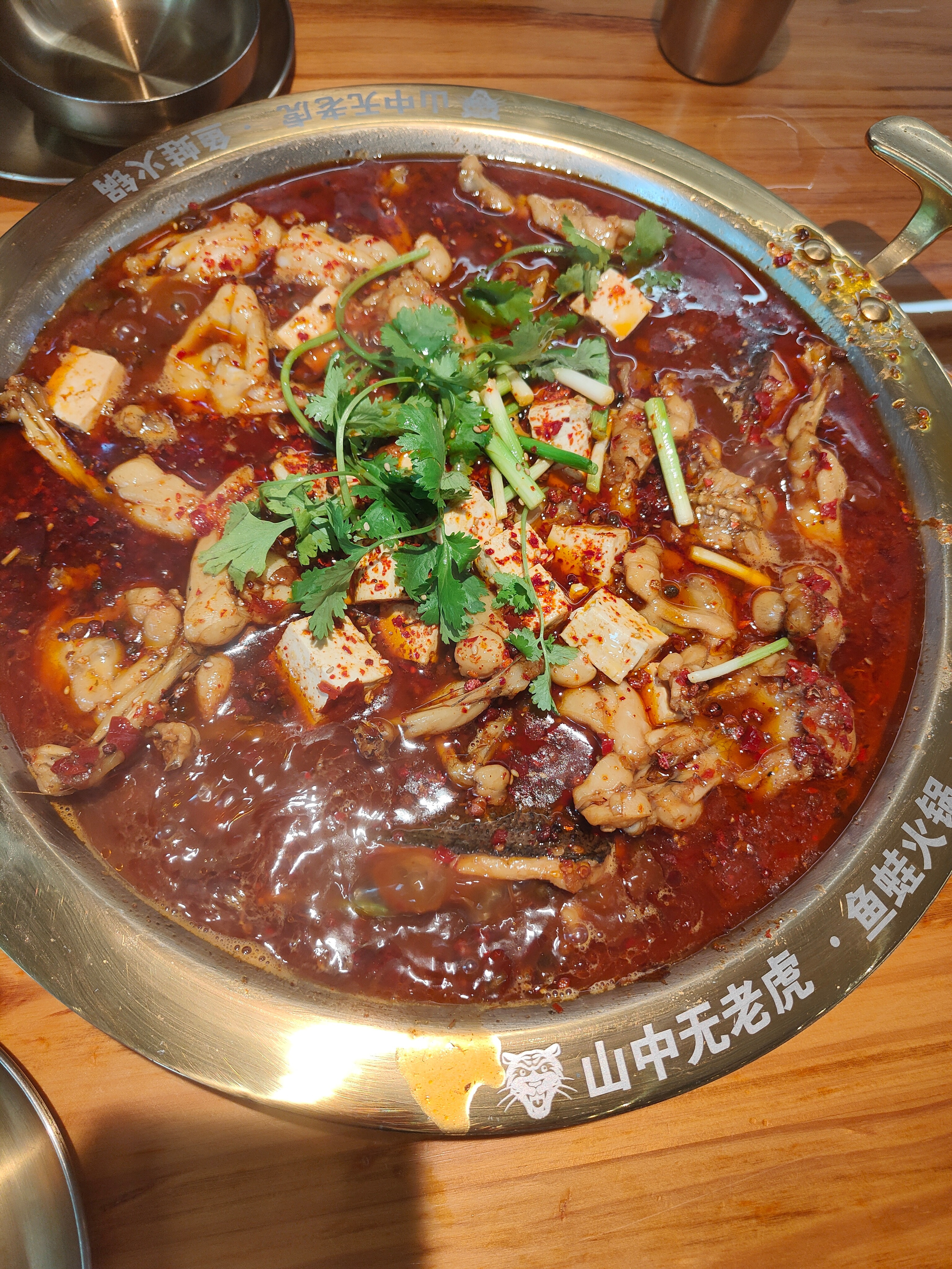跑完步躲过了街边香喷喷让人垂涎的炸鸡，没躲得过出差刚回来想吃宵夜的老公，怪不得让