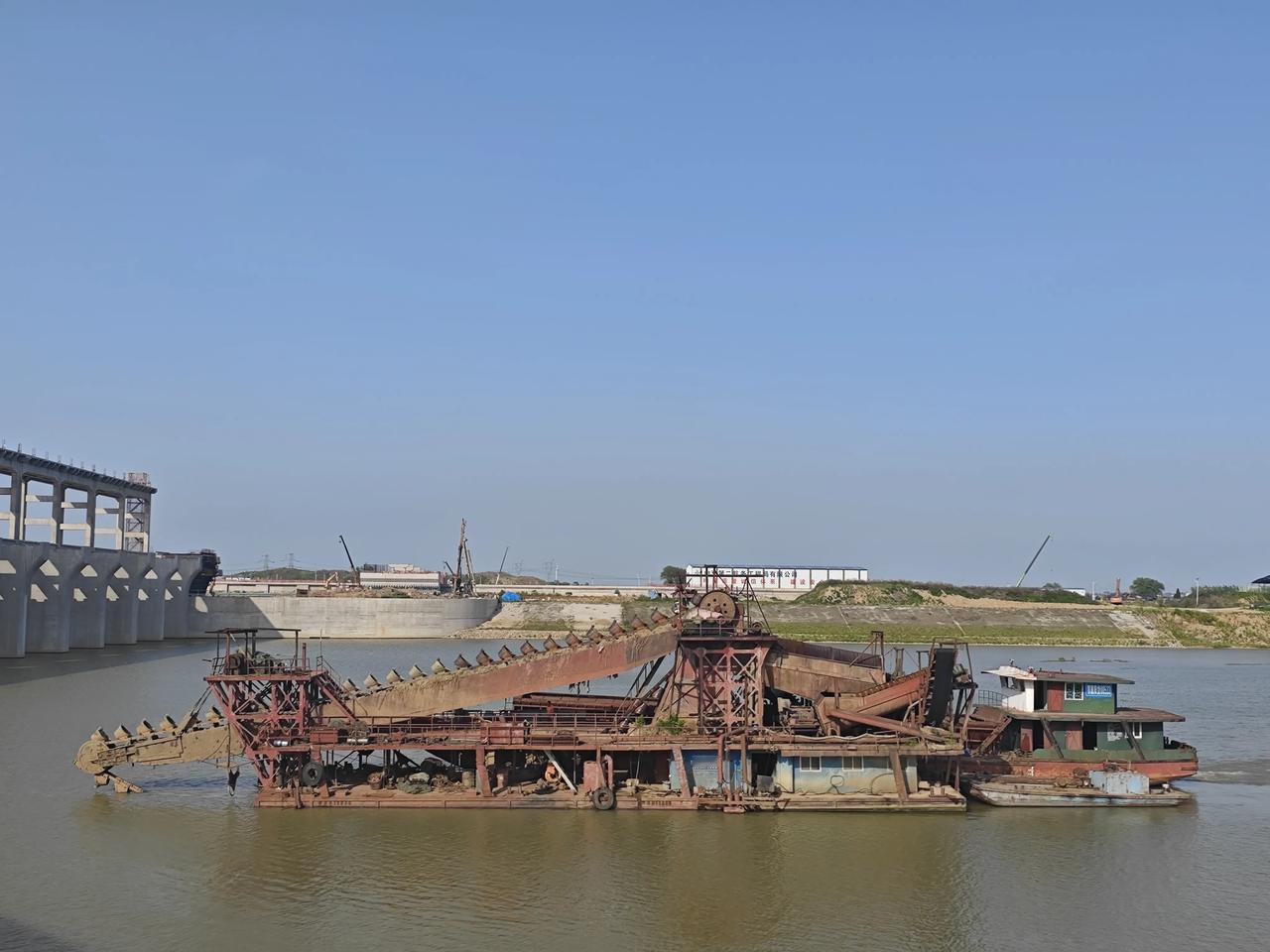 中小学职称论文有多少是自己原创？灰色产业链规模（侧面印证需求）​1.某头部中介