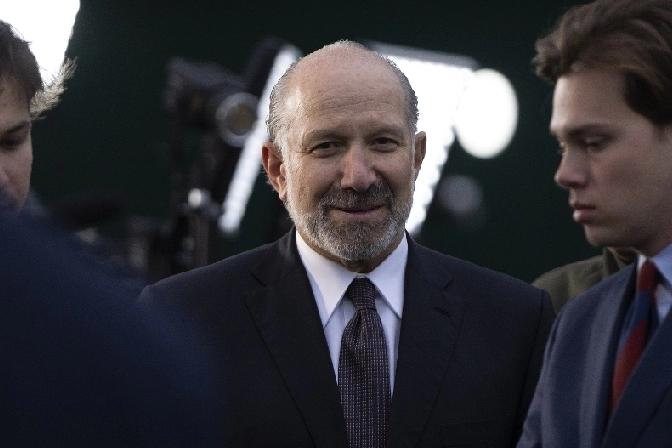 2月1日，卢特尼克对媒体说:“美中有可能达成某种形式的谅解，两国在经济与人工智能