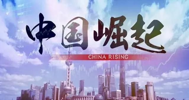 美国因为一战，成了世界强国。美国因为二战，成了超级大国。美国通过美元地位、马