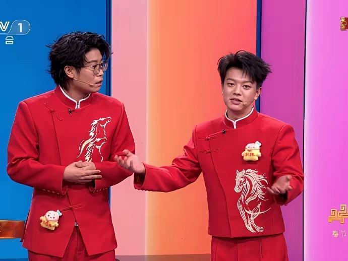 2026春晚遭冷遇：脱离地气的“高雅”，留不住观众的心2026年央视马年春晚