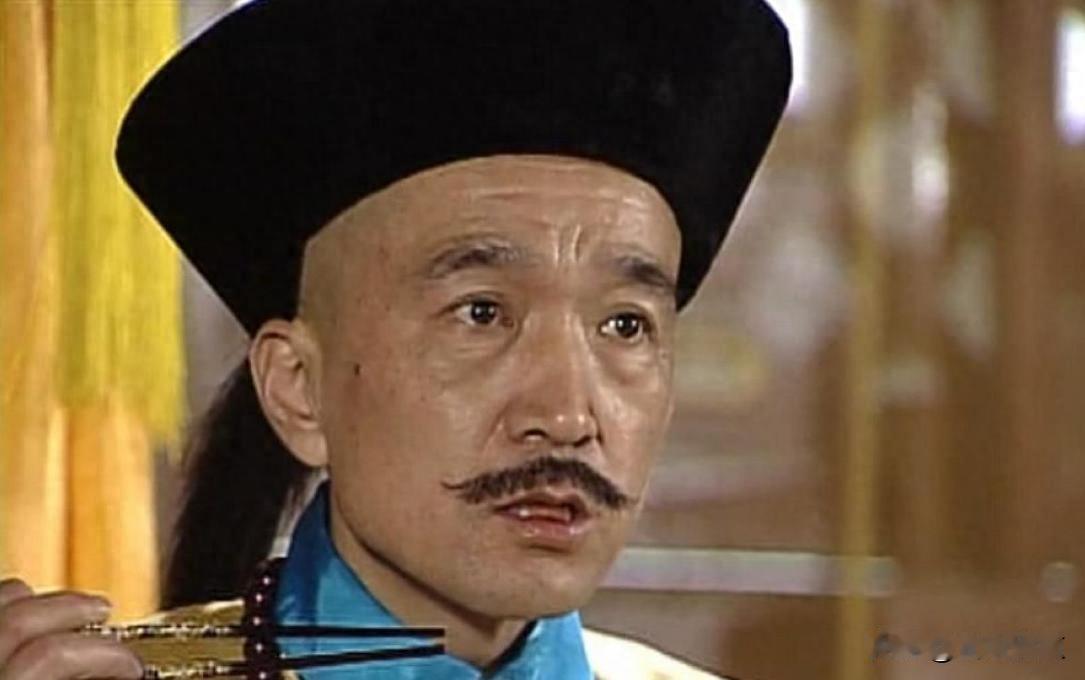 真实的刘罗锅：不靠搞笑靠隐忍乾隆让刘墉跳河自尽，他回家洗了个澡，然后回来跟皇帝