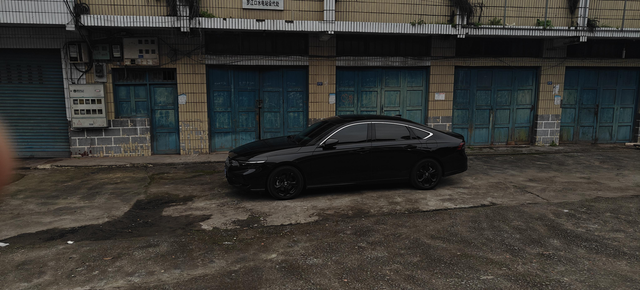 十一代半雅阁用车半年了这车油耗确实低，一箱油跑高速随便跑900多公里，平均油耗