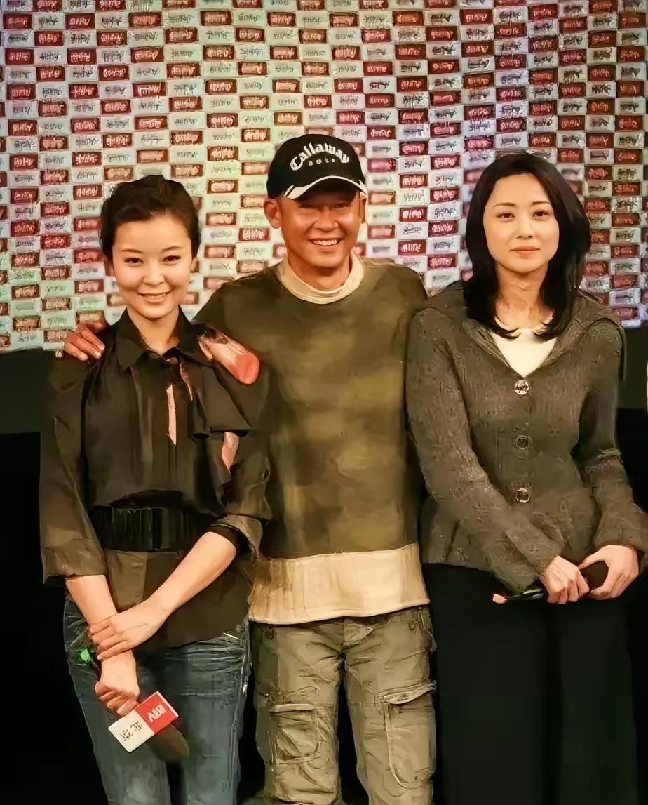 王志文魅力十足，柯蓝和刘蓓能在他身边真是太幸福啦。想想他们同框互动，画面都超养眼