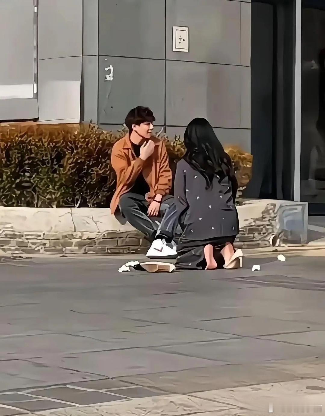 这又是谁家闺女，当爹妈的瞅见哪能不心疼死啊
