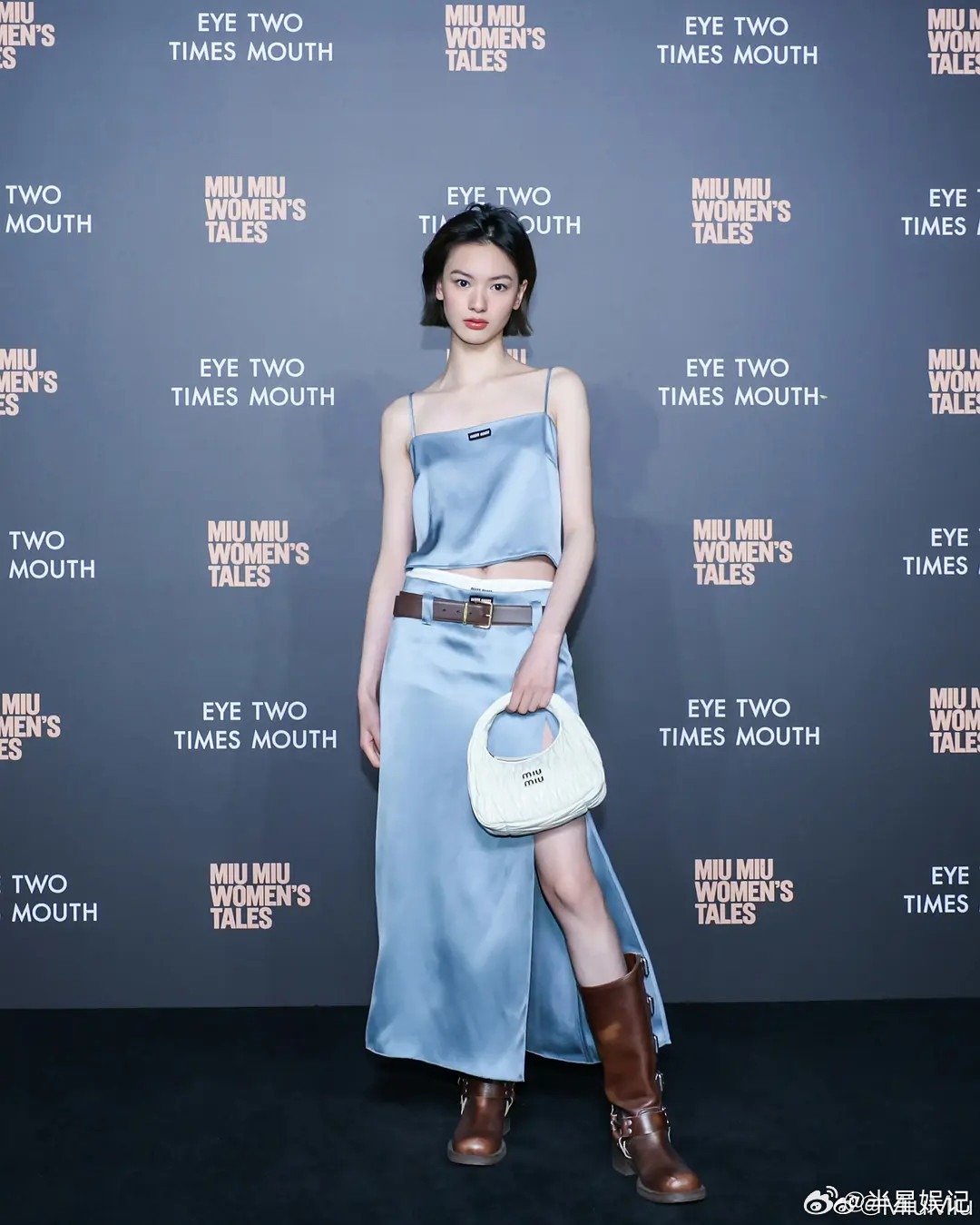 围观了一下Miumiu这位是怎么折腾都不土啊