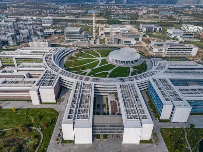 用5项硬指标对标：西湖大学放在985里，到底处于什么位次？西湖大学到底有多