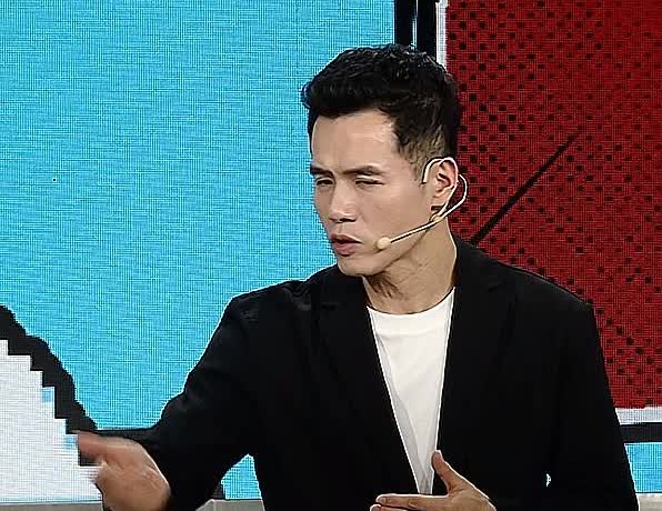 王楚钦为何输张本：恩师刘国正“3个分析”，我认为很专业张本智和改变了