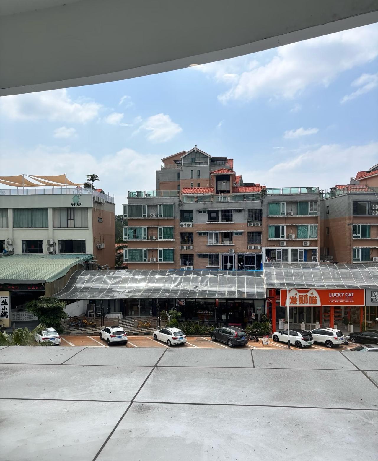 到底东莞为什么不让人买自建房！！！我真的好喜欢自建房啊！！！怎么办！！这么多