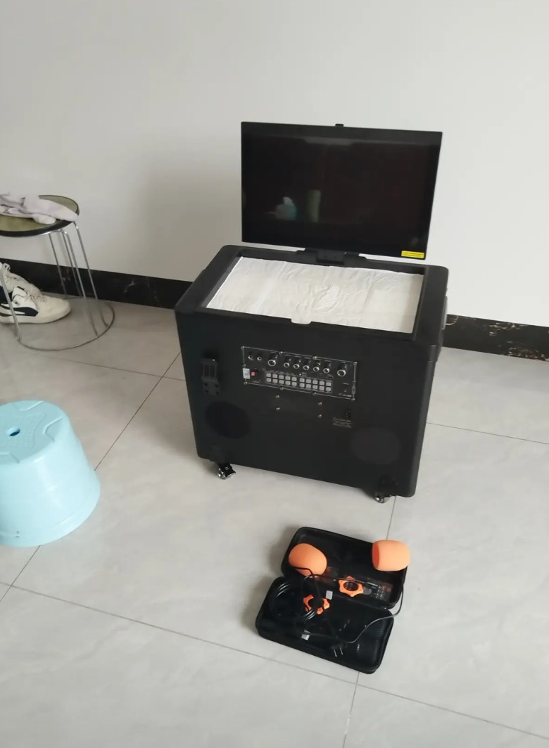 我是音乐爱好者，之前也买过很多的音响，音质都不是很理想，买了这套惠威之后才知道什