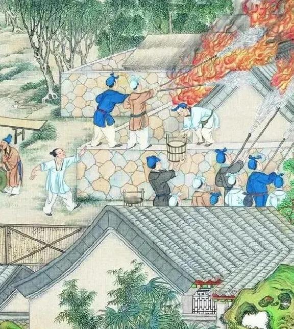 读了几十年《红楼梦》，感觉都白读了书里开篇，甄士隐家一场大火，就倾家荡产了