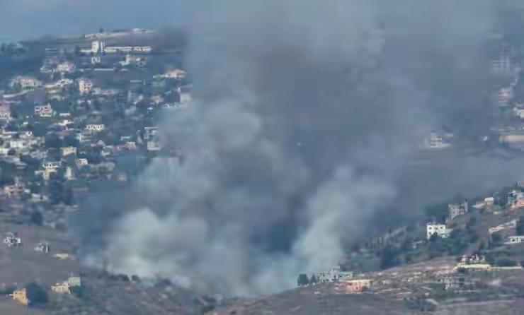 蓝盔部队遇袭！16天近千人死亡，联合国秘书长强硬发声出大事了，维和部队遭袭