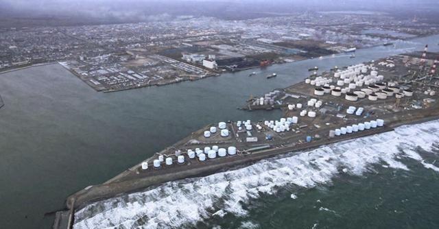 就在大家以为日本政坛的戏码够热闹时，老天爷突然给日本敲了一记震耳欲聋的警钟。这绝