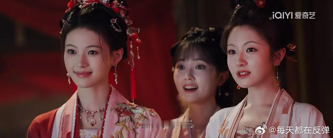 李兰迪瘦了好多李兰迪才25岁，为什么演戏有种少妇的感觉而眼神看起来有30岁了。太